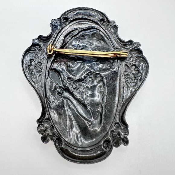 Vintage Victorian Style Bronze Gilt Young Girl Art Nouveau Brooch, 2.75" tall - Picture 6 of 7